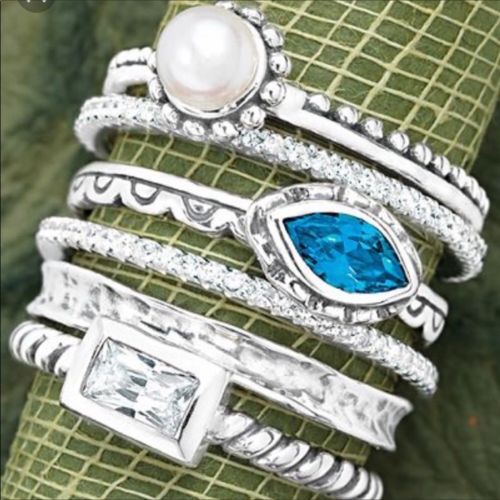 Silpada Perfection Ring - Picture 5 of 6